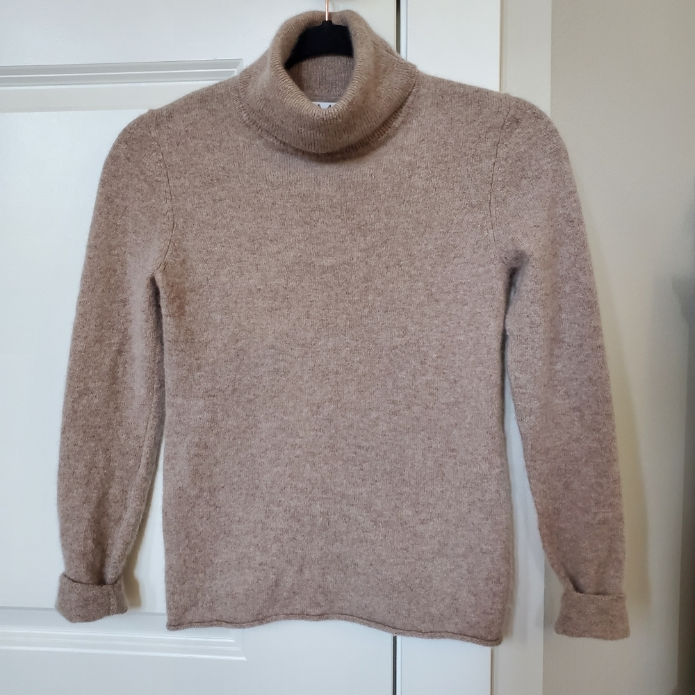 Mauve Tan 100% Cashmere Turtleneck